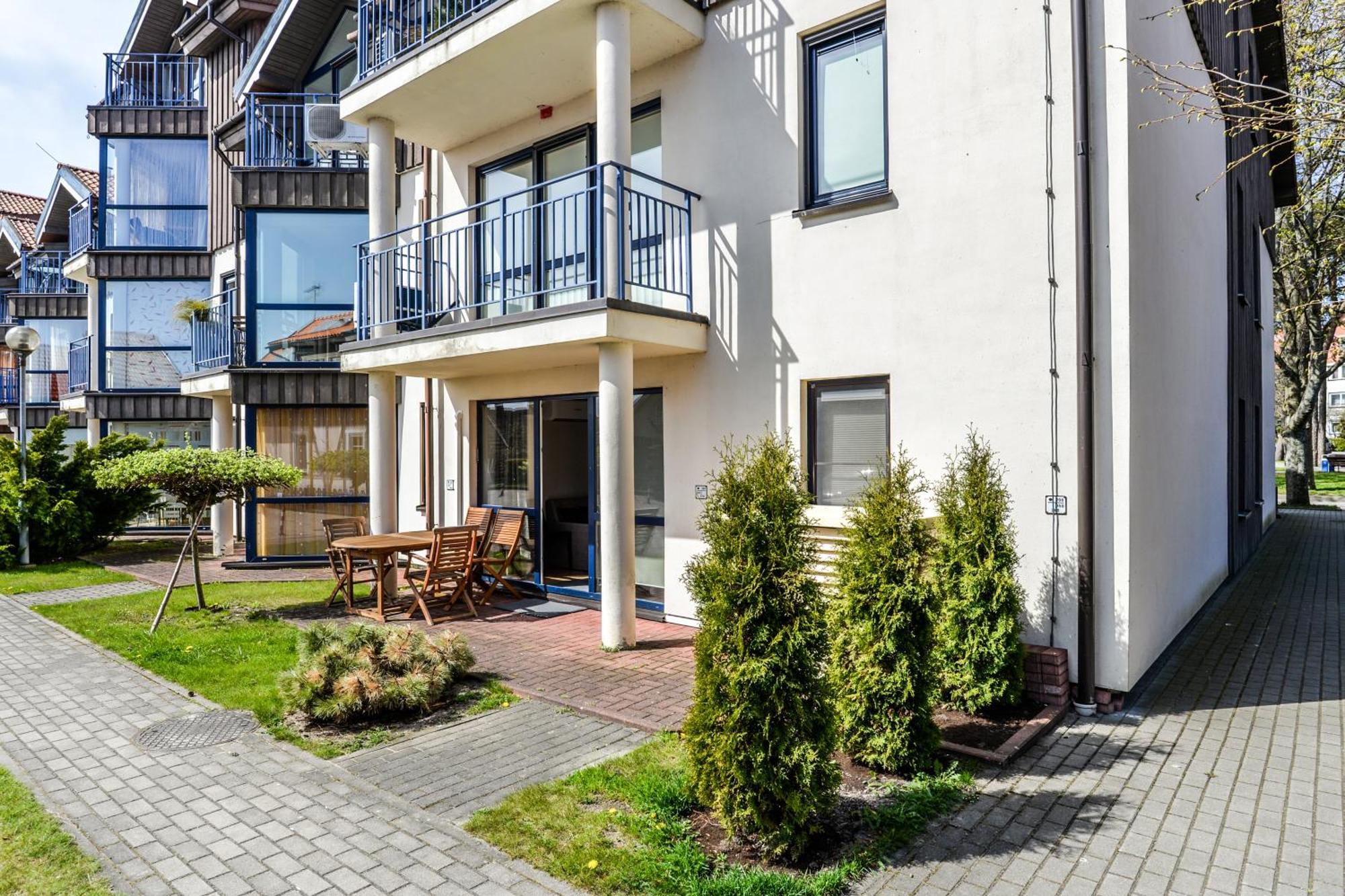Nida Lotmiskio Apartamentas Eksteriør bilde